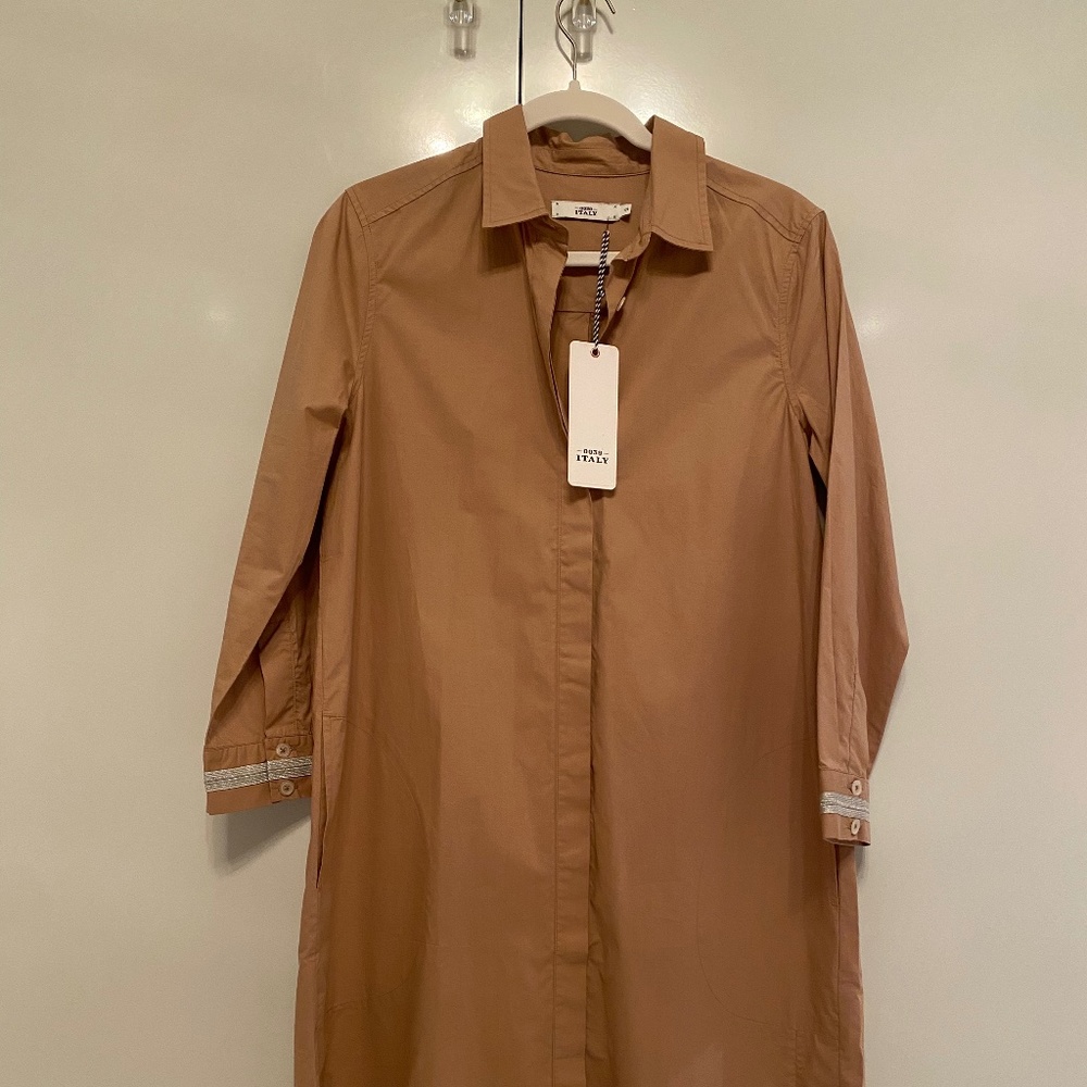 Brand new 0039 ITALY  Gracia tan shirt dress in size Small